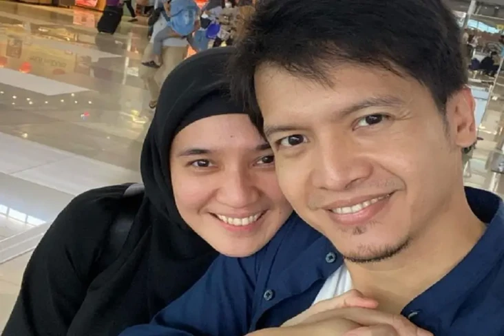 Dimas Seto dan Dhini...