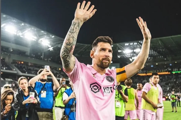 Lionel Messi CLBK dengan...