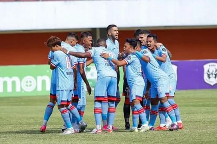Hasil Liga 1 2023-2024:...