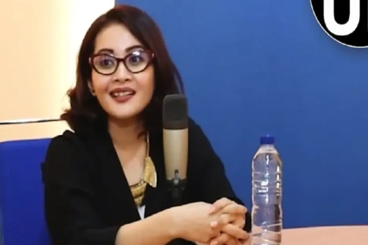 Menanamkan Wawasan Komprehensif...