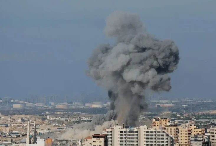 Serangan Udara Israel...
