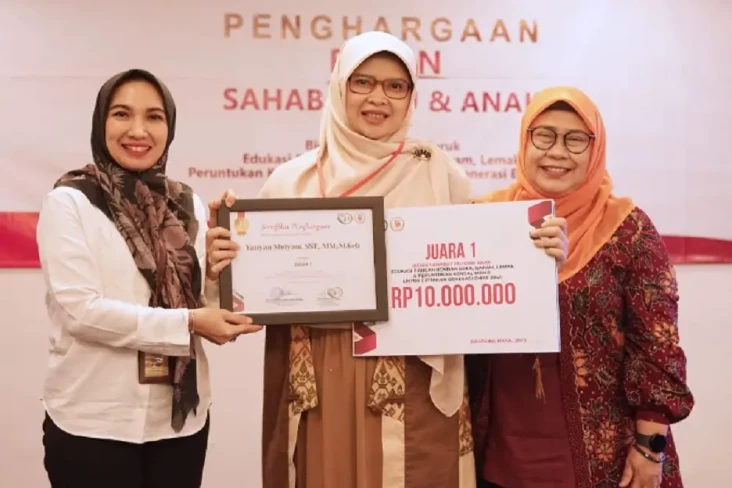 Gencarkan Edukasi Gizi,...