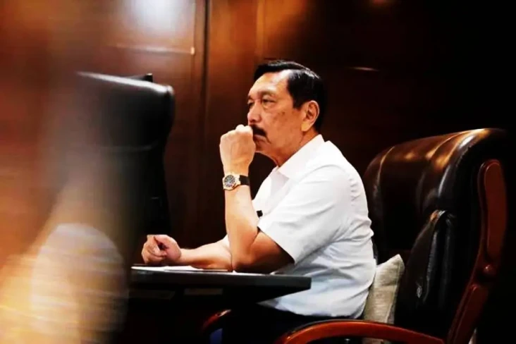 Profil Luhut Binsar...