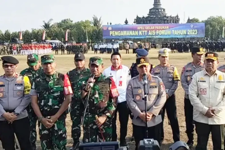 TNI-Polri dan Masyarakat...