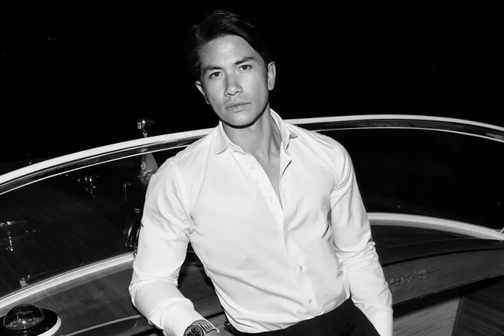 Pangeran Mateen dari...