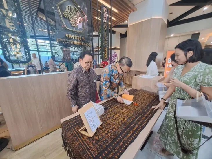 Agar Bisnis Keluarga...