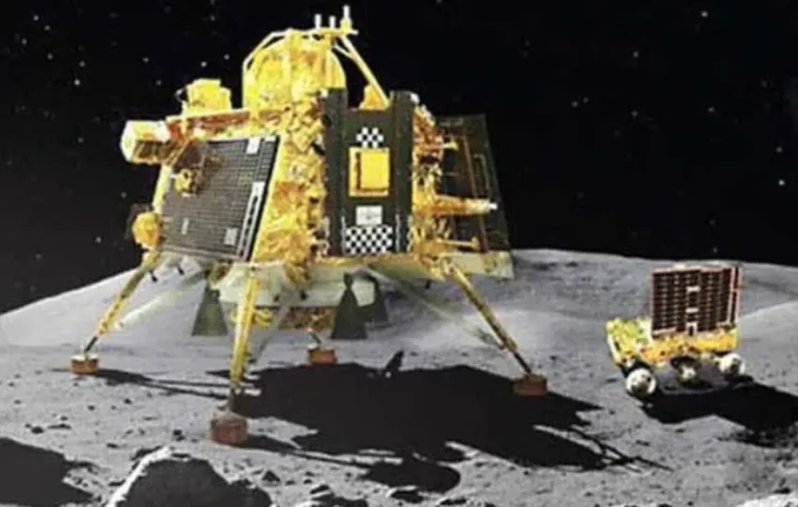 Pendarat Bulan Chandrayaan...