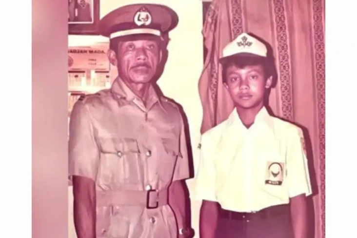 Mengenal Sosok Ayah...
