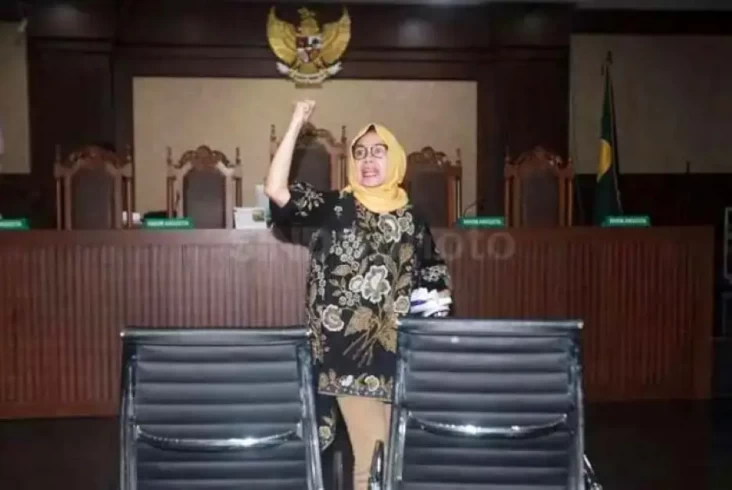Karen Agustiawan Ajukan...