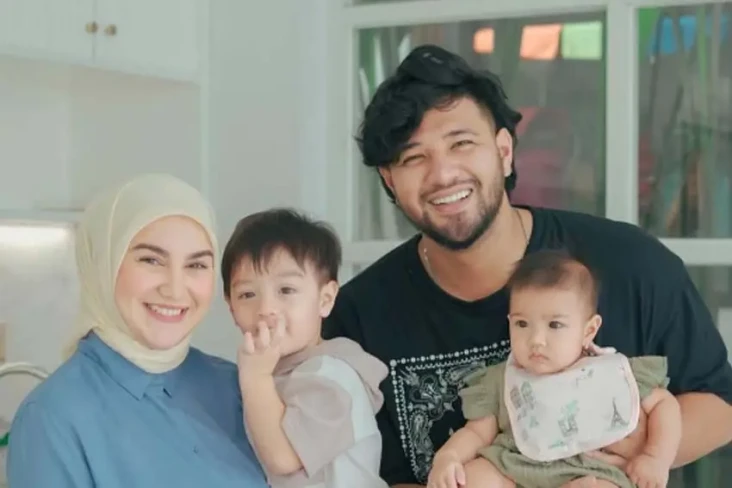 Ammar Zoni Ingin Beri...
