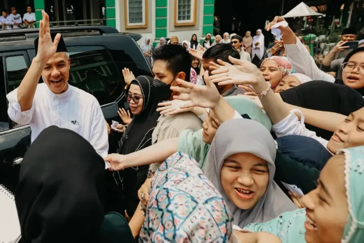 Berkunjung ke Pesantren...