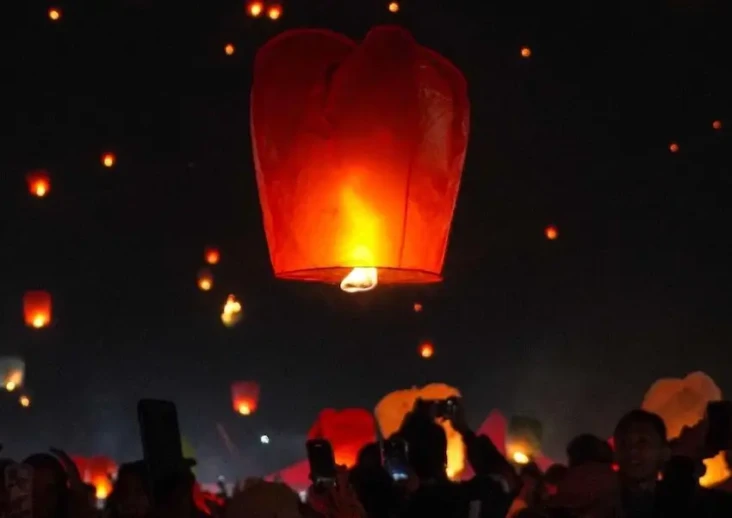 Festival Lampion Dongkrak...