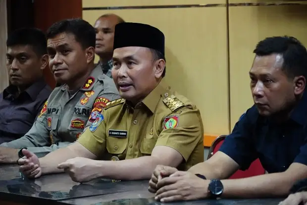 Gubernur Kalteng Minta...