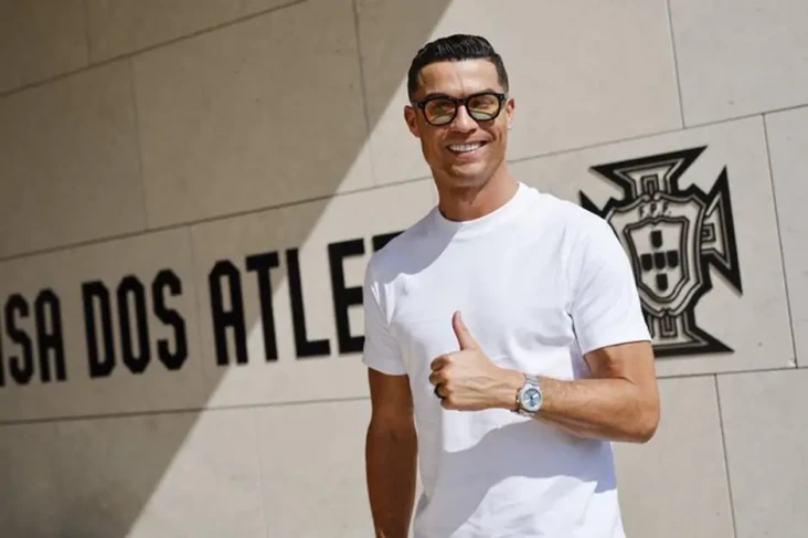Cristiano Ronaldo di...