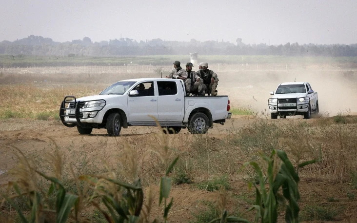 Hamas Modifikasi Toyota...