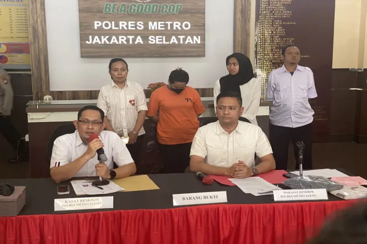Dijual ke WNA, ABG yang...