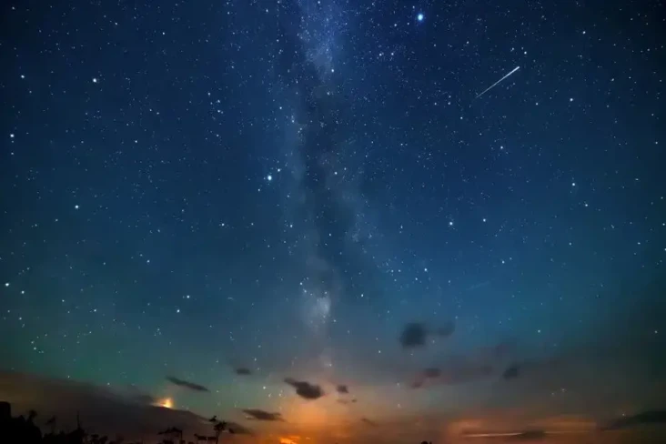 Saingi Bintang, Satelit...