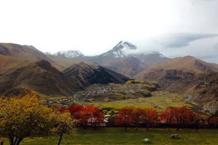 Mengenal Gunung Kazbek...
