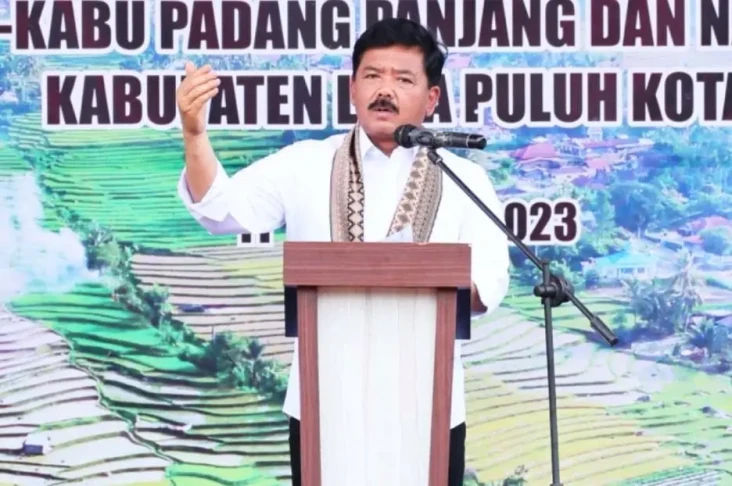 Menteri Hadi Pastikan...