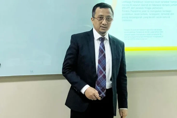 Ustaz Yusuf Mansur Minta...