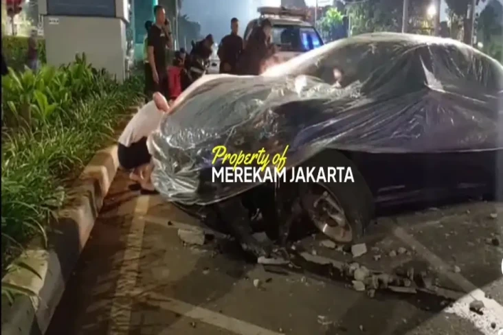 Kebut-kebutan, Mobil...
