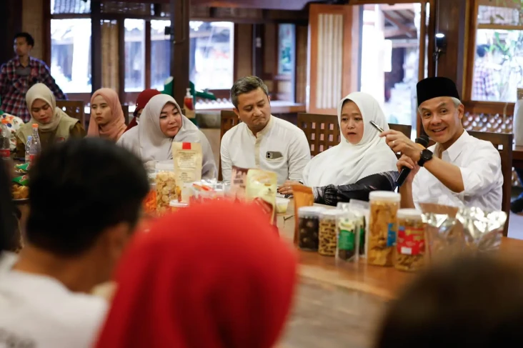 Ganjar Pranowo Sharing...