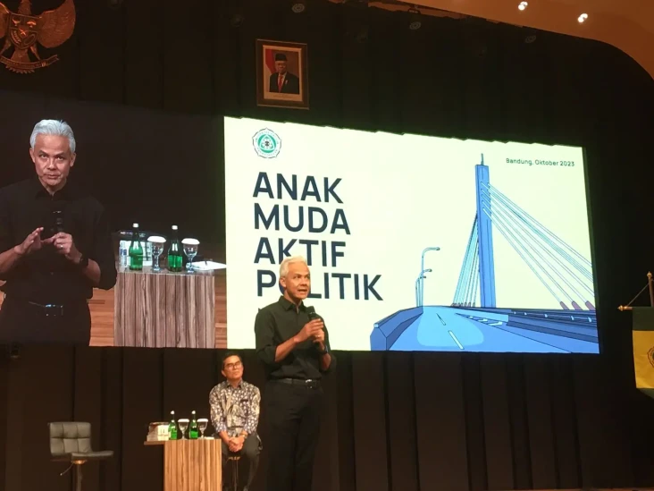 Beri Kuliah Umum di...