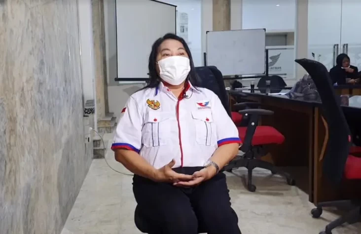 Terpikat Program Perindo,...