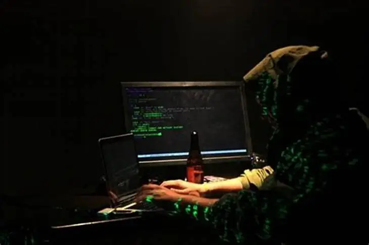 Hacker Iran dan Rusia...