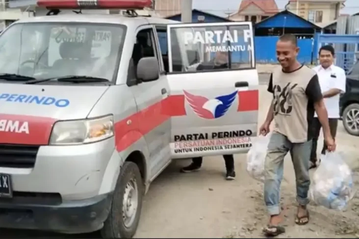 Berbagi Kebahagiaan,...