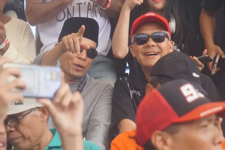 Nonton MotoGP di Sirkuit...
