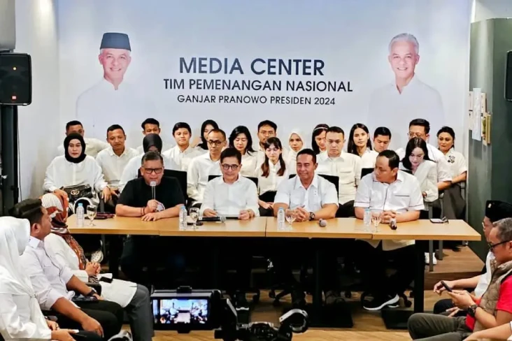 Mengenal Rumah Cemara,...