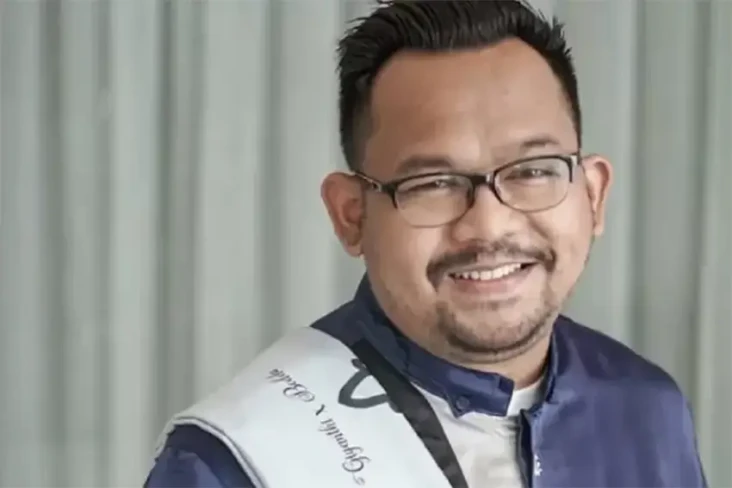 Terbelit Utang, Bedu...