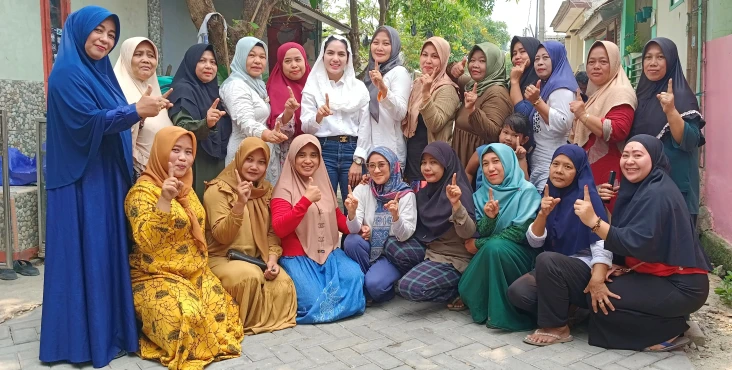 Warga Solear Tangerang...