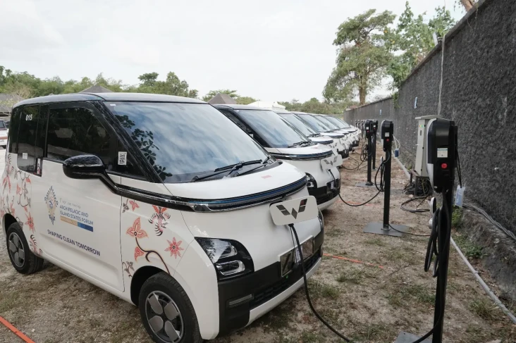Teknologi Wuling Berikan...