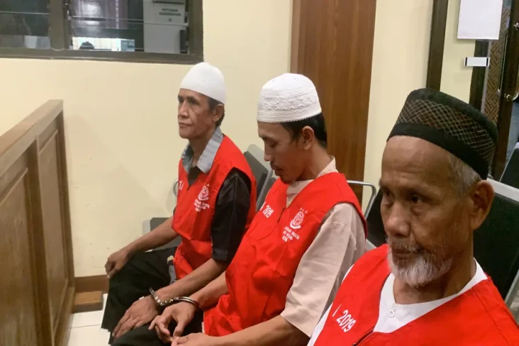 Dituntut Hukuman Mati,...
