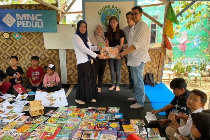 MNC Peduli Salurkan...
