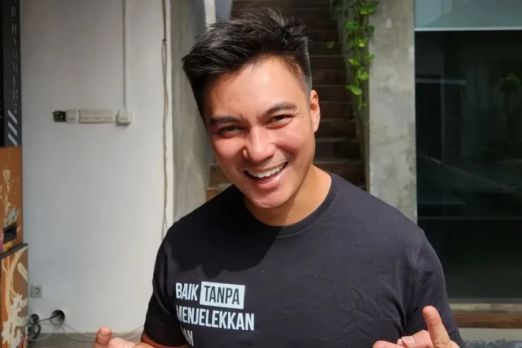 Baim Wong Alami Kecelakaan...