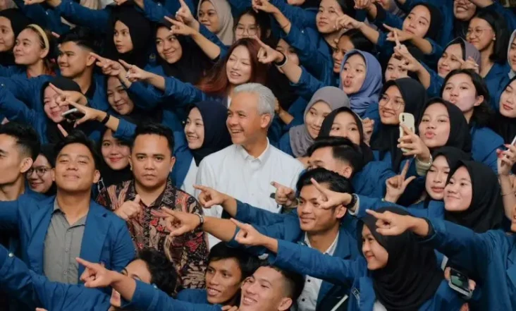 Ganjar Ajak Mahasiswa...