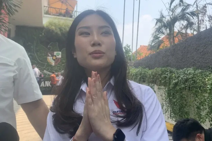Angela Tanoesoedibjo...