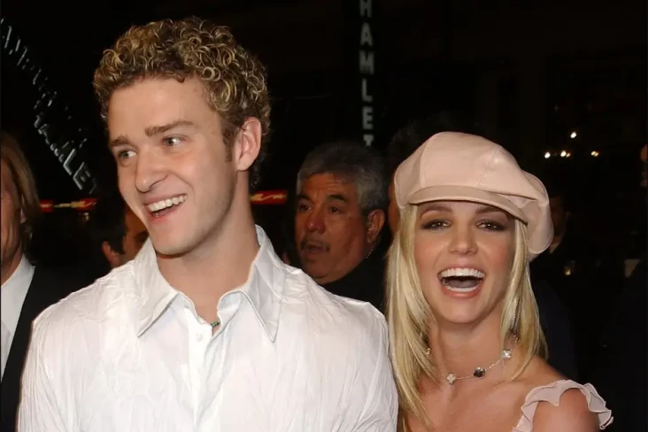 Britney Spears Diam-diam...