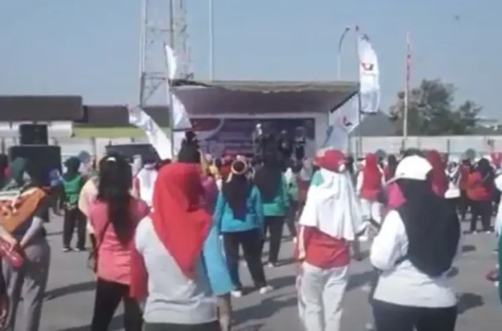 Gelar Senam Ceria di...