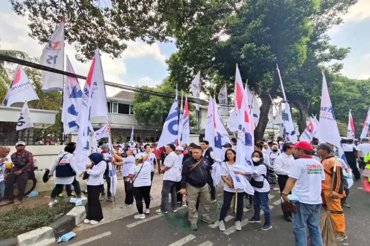Ratusan Kader Perindo...