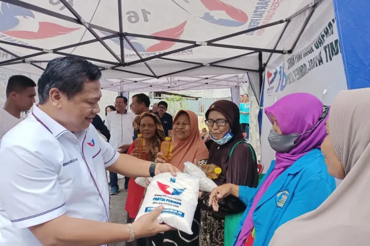 Partai Perindo Bagikan...