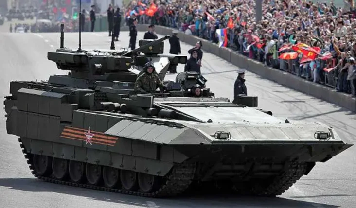 Rusia Kembangkan Tank...