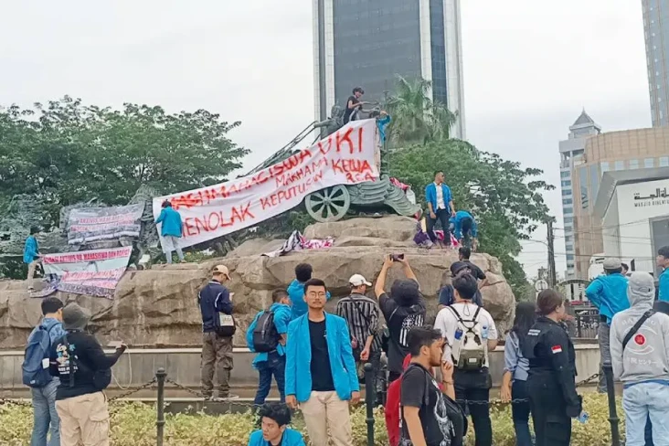 Demo Mahasiswa Tolak...