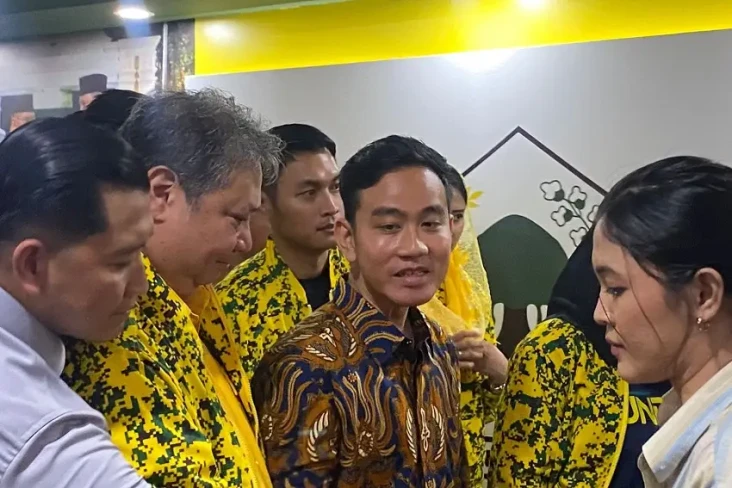 Gibran Klaim Sudah Komunikasi...