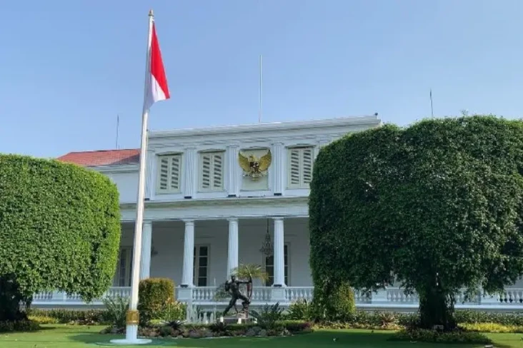 Suasana Istana saat...