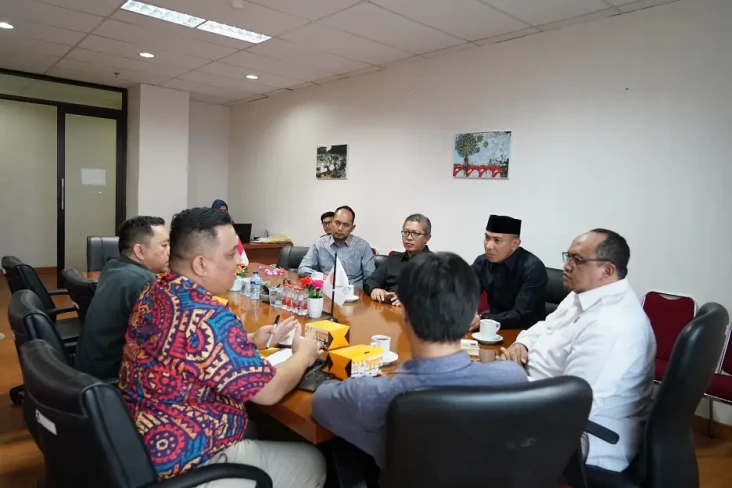 Audiensi dengan Bawaslu,...
