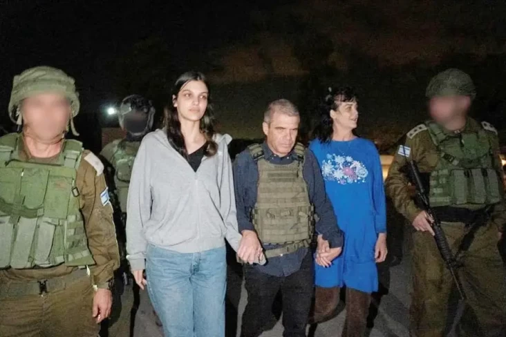 Hamas Bebaskan Sandera...